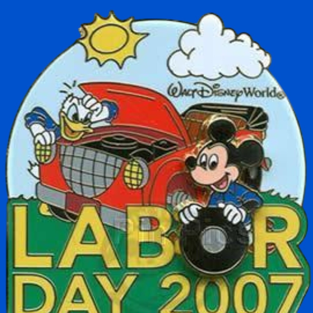 Disney Pin‎ Mickey Changing Tire convertible Donald LE 56434 WDW Labor Day 2007